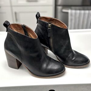 Black Leather Brown Heel Leather Ankle Boot Size 8.5 EUC